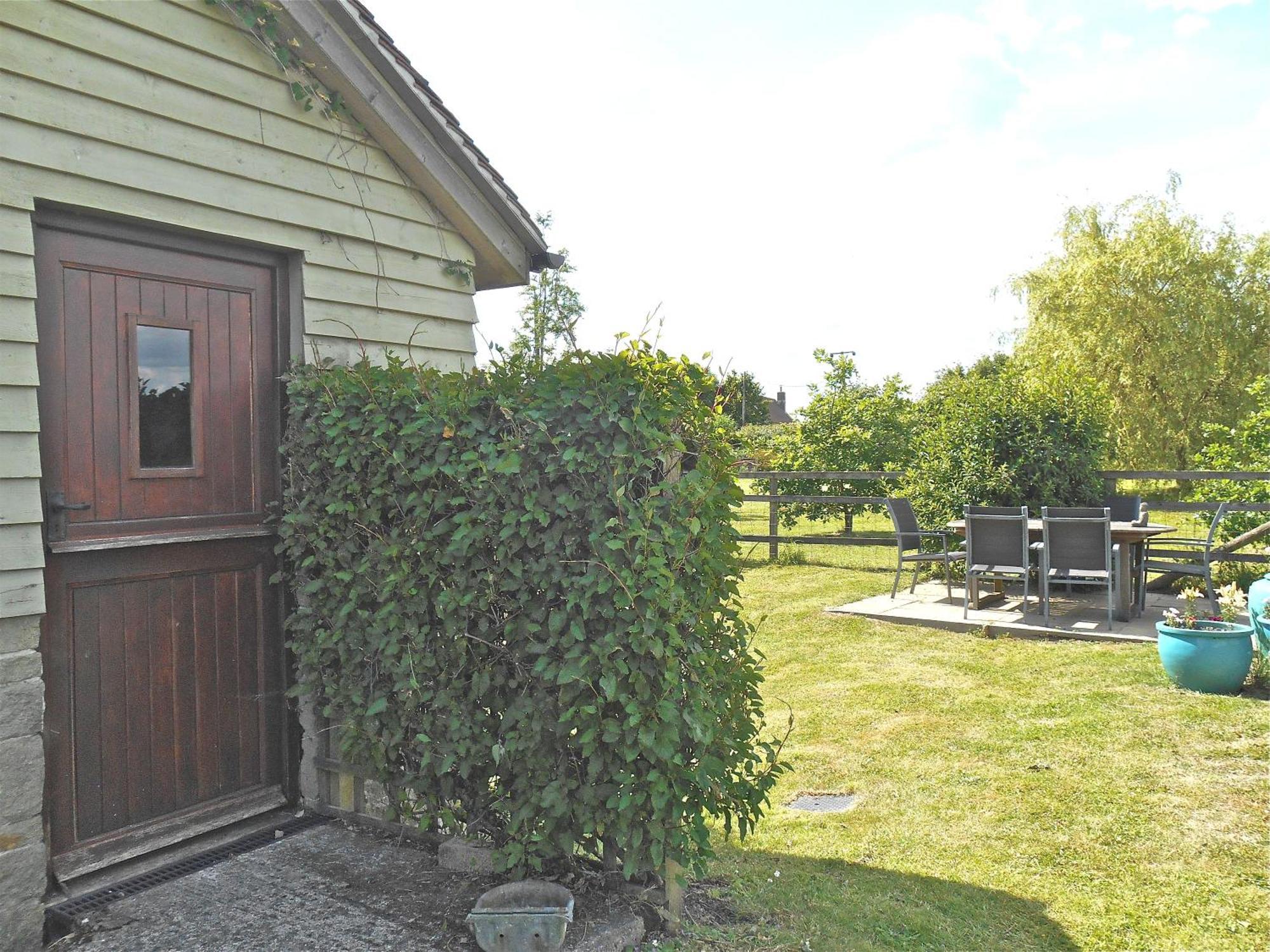Spacious Swallow Cottage Tisbury Exterior foto